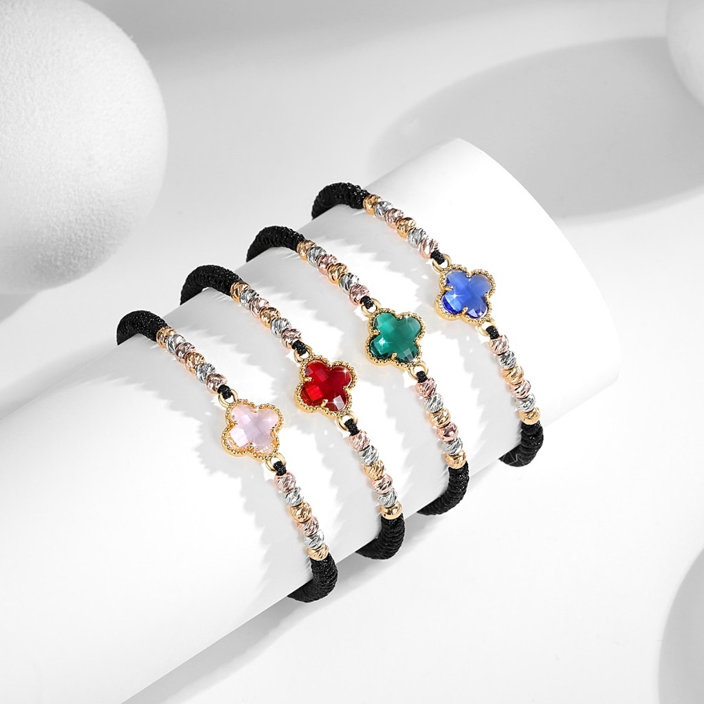 Lanme Jewelry Gelang Tali Dikepang Clover Kristal Titanium Anti Karat Fashion Aksesoris Wanita LM840
