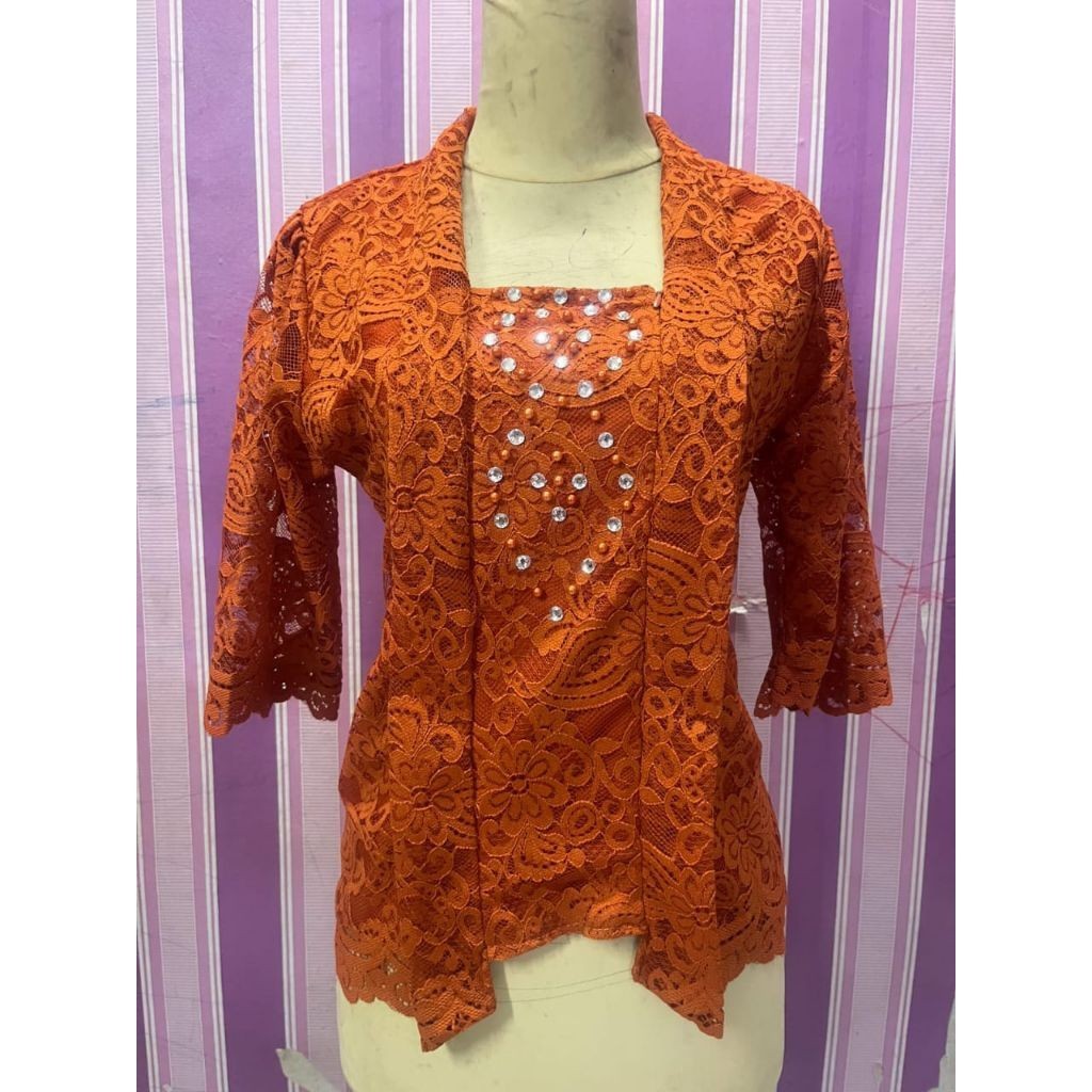 RNBaju Atasan Terbaru Blus Kebaya Brokat Mewah Model KutuBali Kancing Depan Atasan