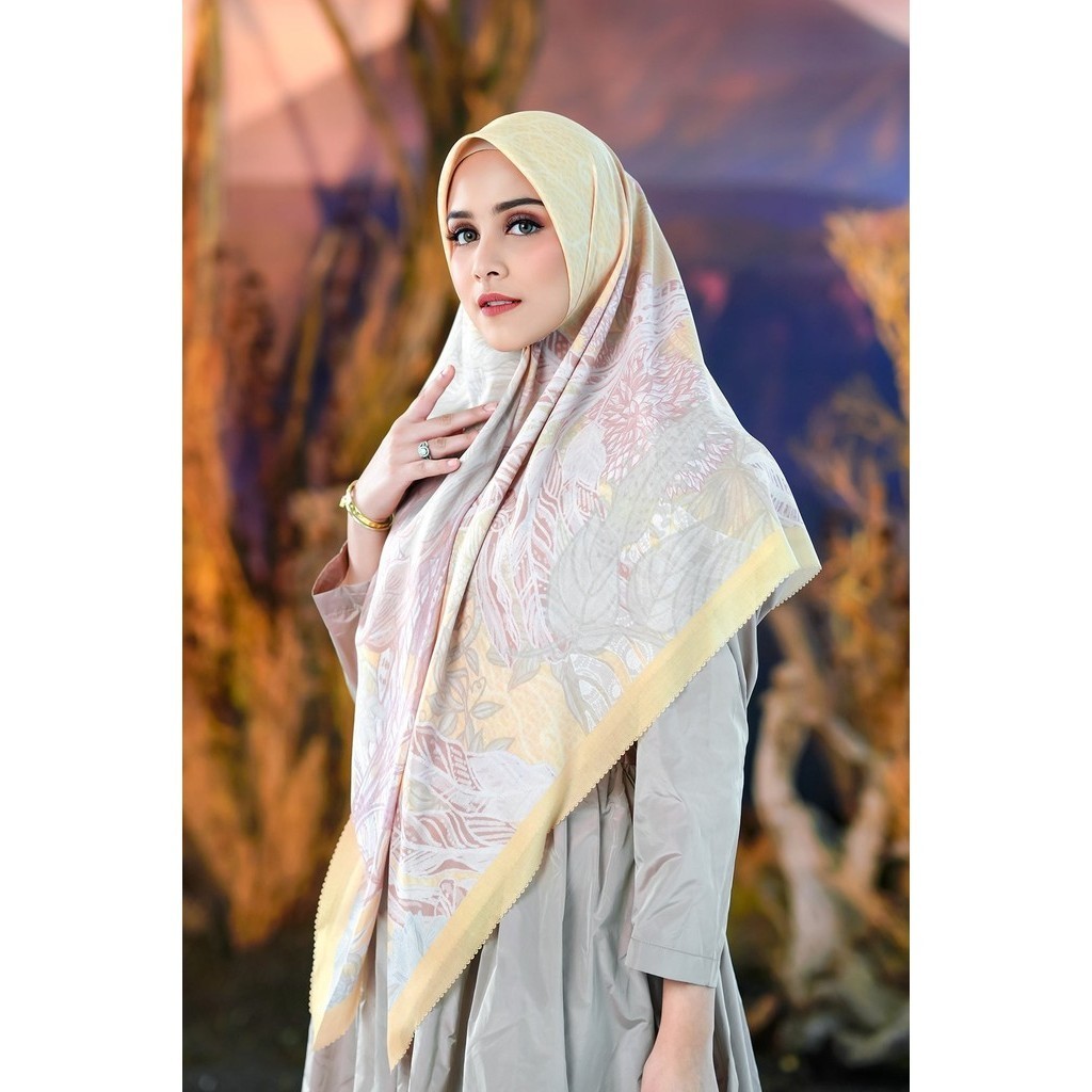 Buttonscarves Nusantara Voal Square XL - Spices