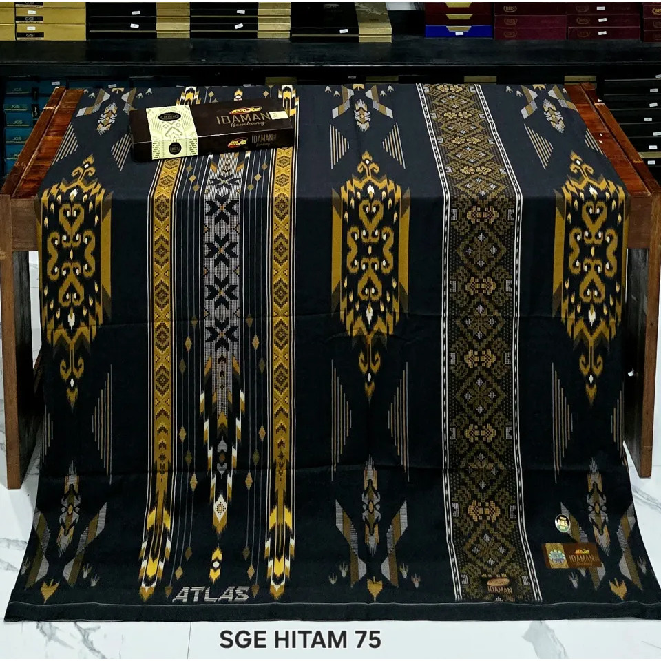Abel Sarung Atlas Idaman Harmoni Kembang 555 Dewasa Hitam Motif BHS Super Premium Infinity Gold