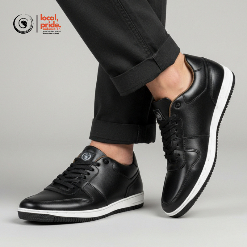 Sepatu Pria Sneakers Casual Kulit Asli GREATA CYRUSH BLACK