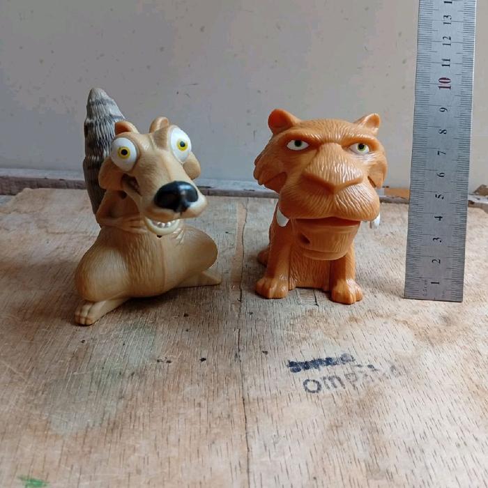 vintage ice age burger king toys Mainan Loose