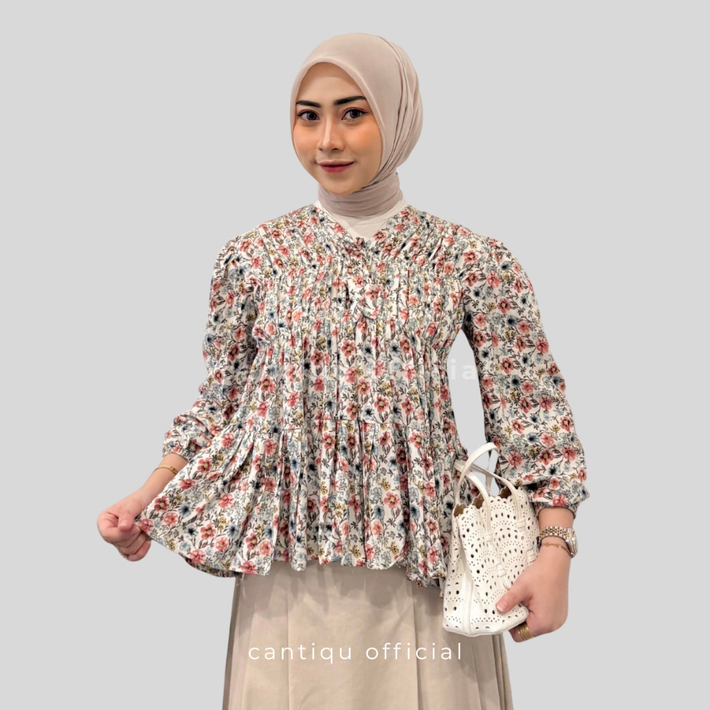Cantiqu - Mireya Blouse Motif Bunga Atasan Wanita Kerut Dada Bahan Rayontwill [KMO]