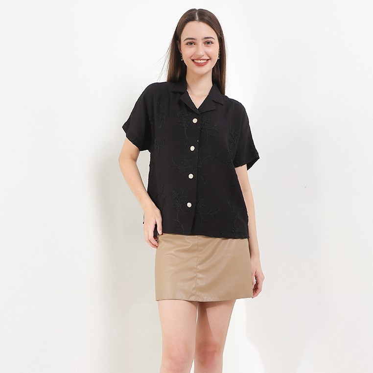 X EIGHT  Junny Shirts - Kemeja Embroidery Tekstur