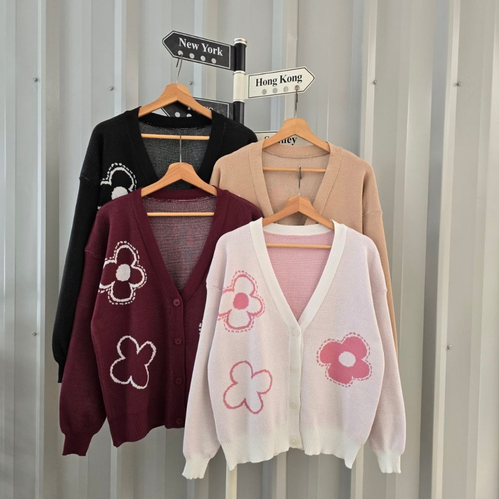 OUTER RAJUT WANITA OVERSIZE MOTIF BUNGA RETRO KEKINIAN