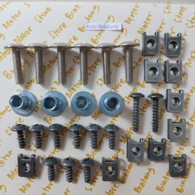 baut body belakang kanan kiri satria 2 tak lumba / baut body satria 2 tak lumba kanan kiri lengkap