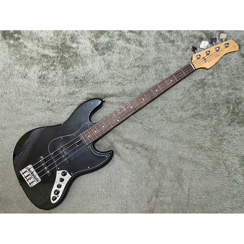 Bass Sire Marchus Miller V3 Original model jazz bass