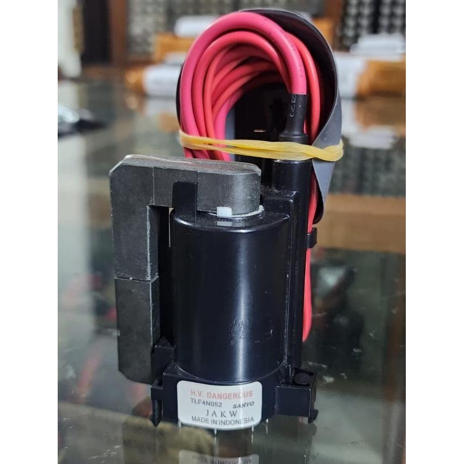 Komponen Flyback TV Tabung TLF4N052 TLF 4N052