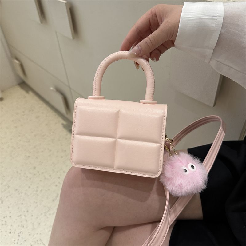 [COD]Tas Desain Niche Zhongzhong, tas persegi kecil untuk wanita, tas persegi kecil untuk wanita.