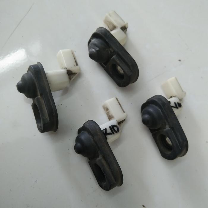 switch pintu suzuki aerio