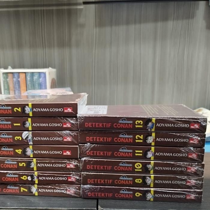 Komik Detektif Conan  set vol 1-13 segel