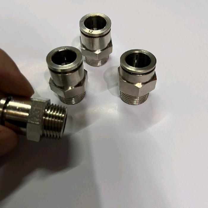 fitting pneumatik lurus male PC 6 - 01mm