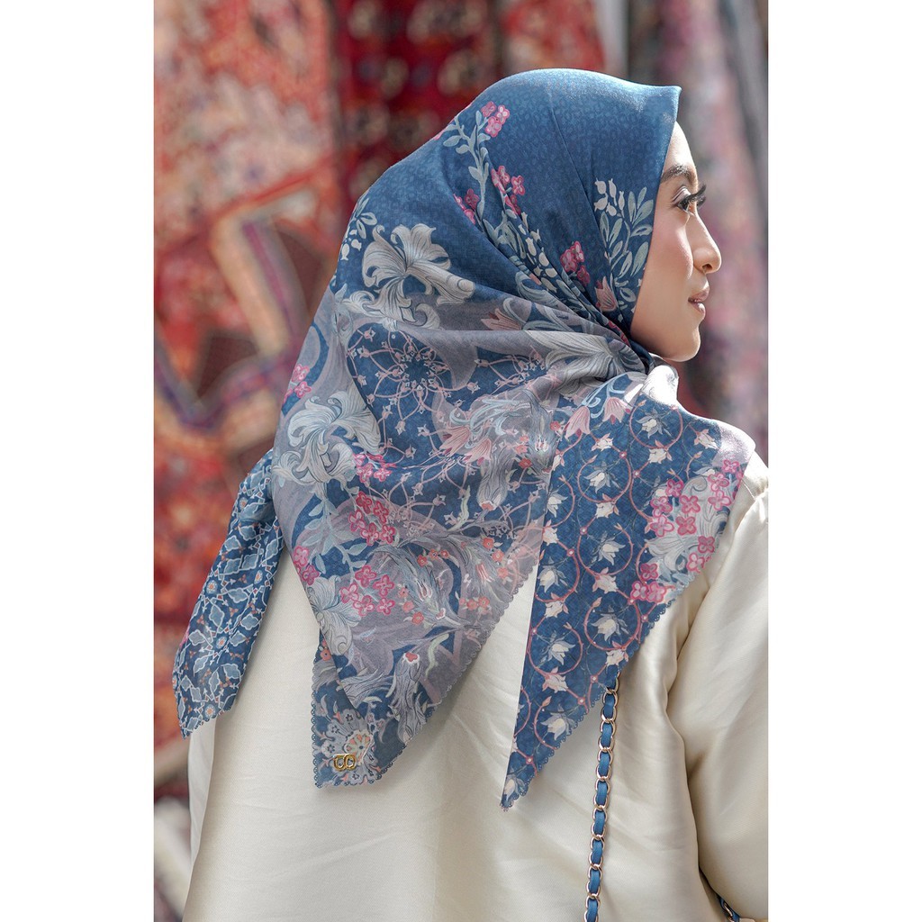 Buttonscarves The Topkapi Voal Square - Royal Blue