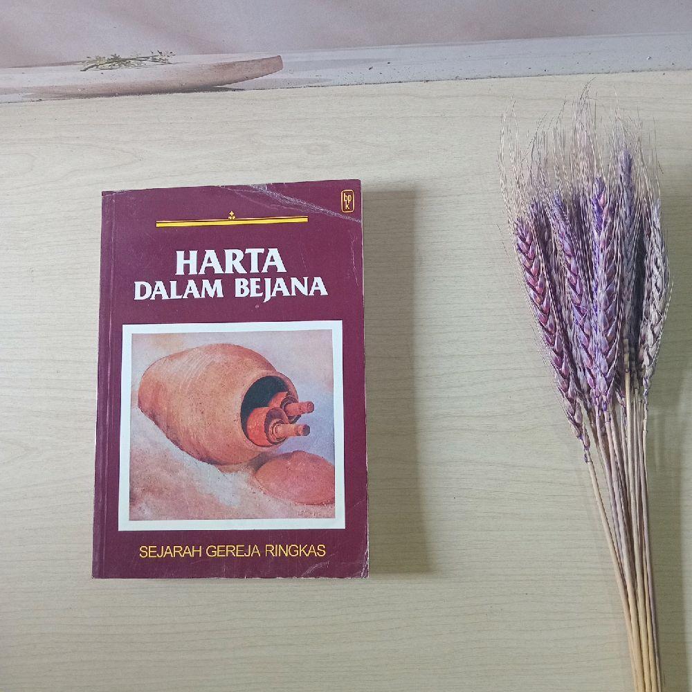 Harta dalam Bejana - Sejarah Gereja Ringkas