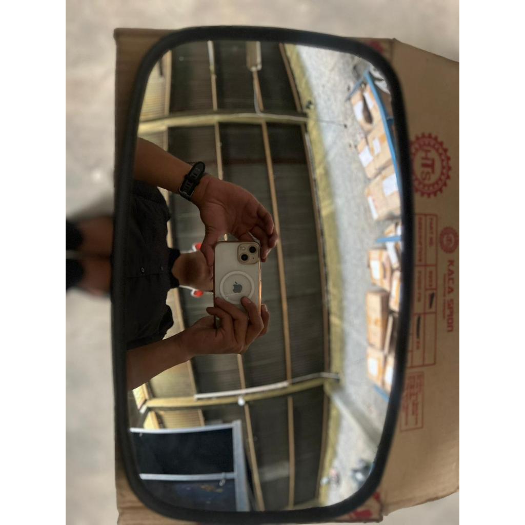 Spion Truk Mitsubishi Fuso FM