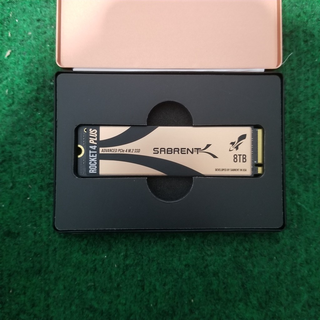 SSD M2 NVME 8TB PCIe 4 Gen 4 Sabrent Rocket 4 Plus