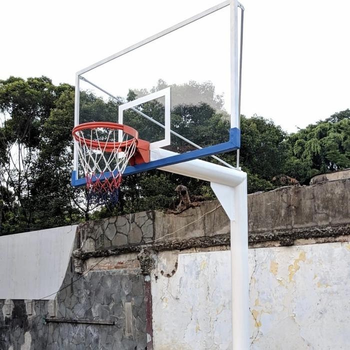 tiang basket