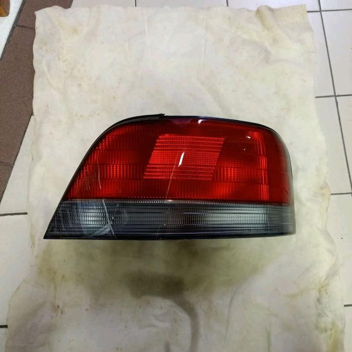 Lampu stop galant hiu v6 24 lampu rem galant hiu MR325364 sebelah kanan original mitsubishi bermutu