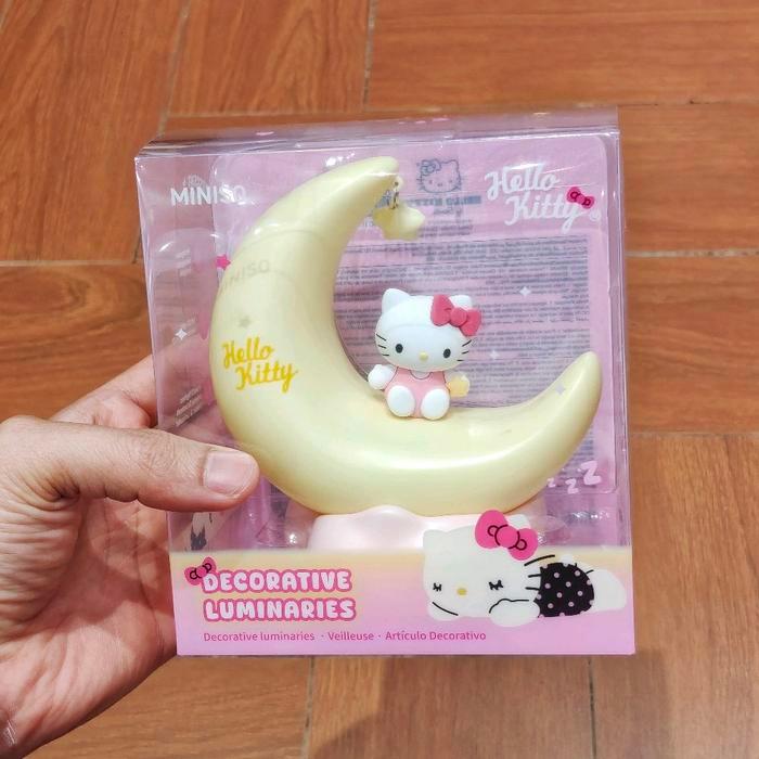 Miniso x SANRIO Lampu Tidur LED CINNAMOROLL, KUROMI, MY MELODY, HELLO KITTY Crescent LED Night Light