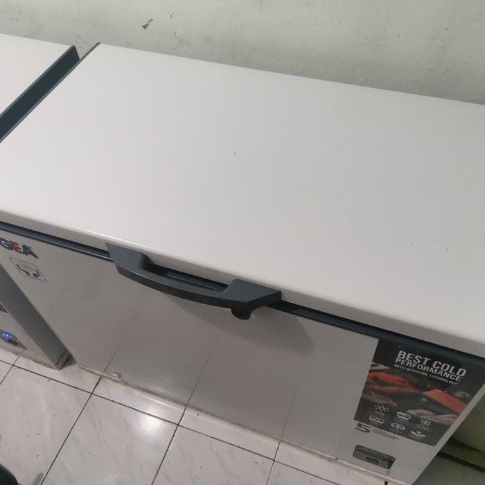 Freezer GEA (kakak RSA) 318 liter | 700 liter GARANSI