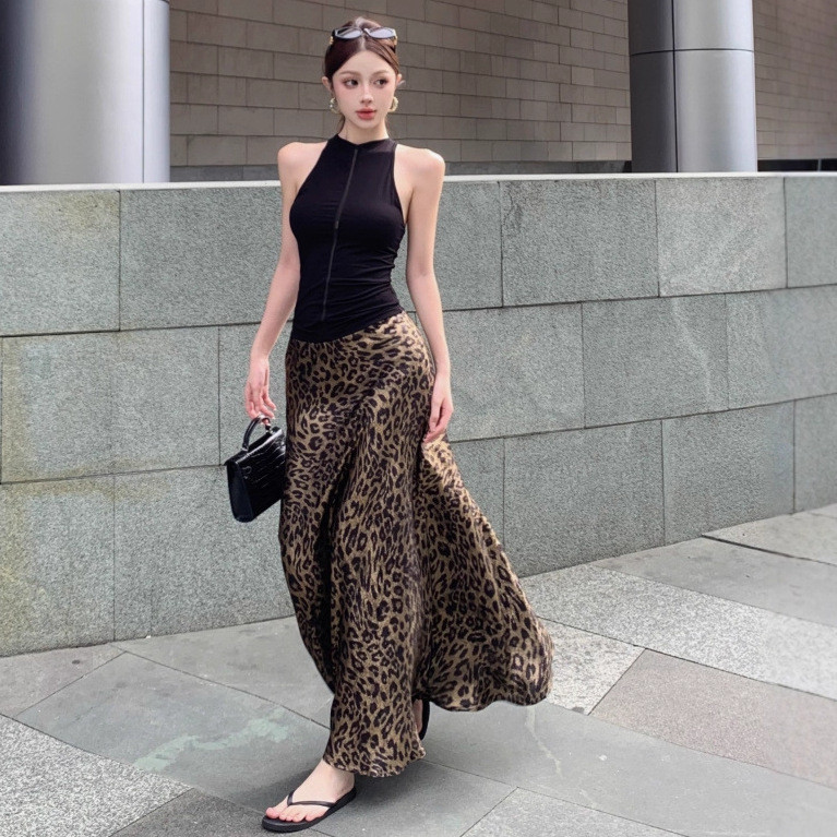 Kamisol Amerika + Setelan rok A-line temperamen bronzing motif macan tutul emas untuk wanita