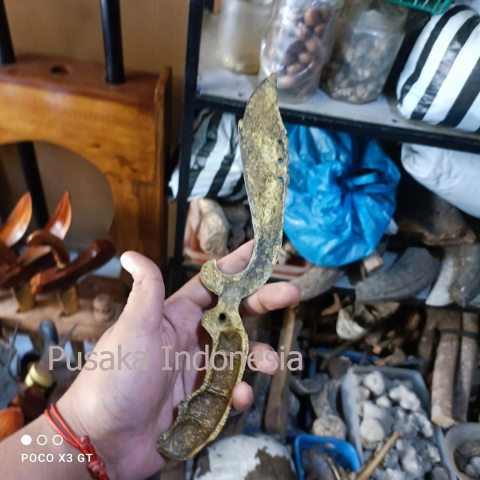 kujang full kuningan sepuh mataram milik sunan bonang bk megantara sen bisa dibandingkan dgn toko yg