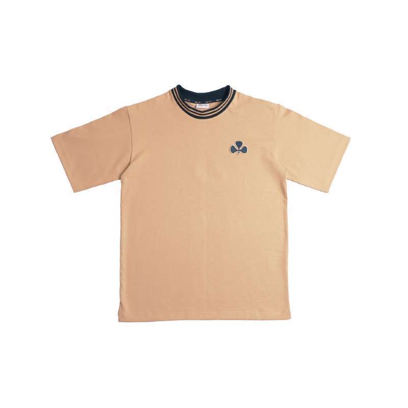 Beige T-Shirt - Club of Five