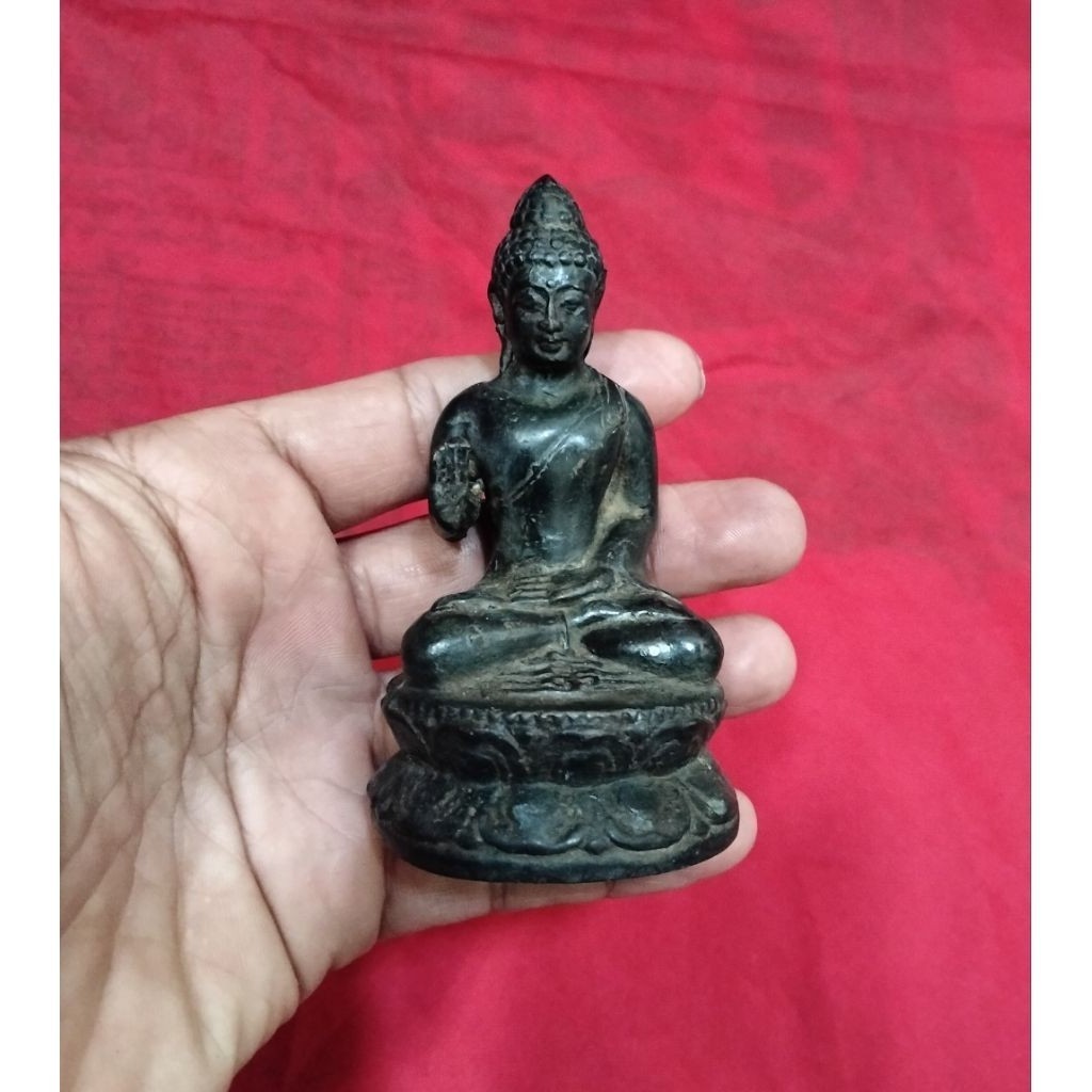 Pajangan Patung budha