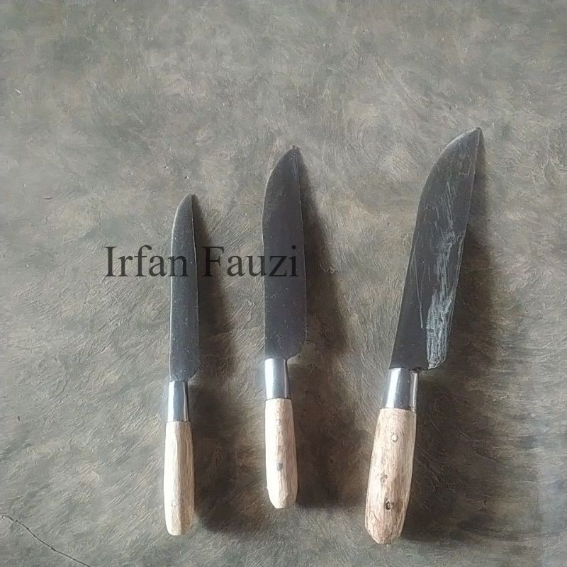 Pisau Dapur Baja Tebal Tajam Kuat Lading Berkualitas Terjangkau
