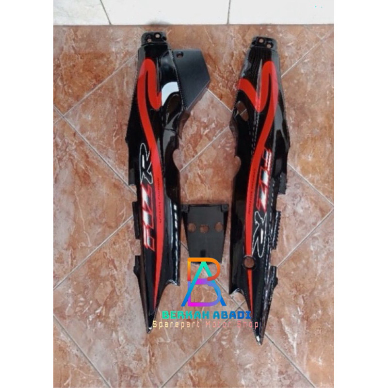 COVER BODY Belakang Samping Kanan Kiri FizR F1ZR Hitam Caltex (Caltex Merah Hitam) Kwalitas Terjamin