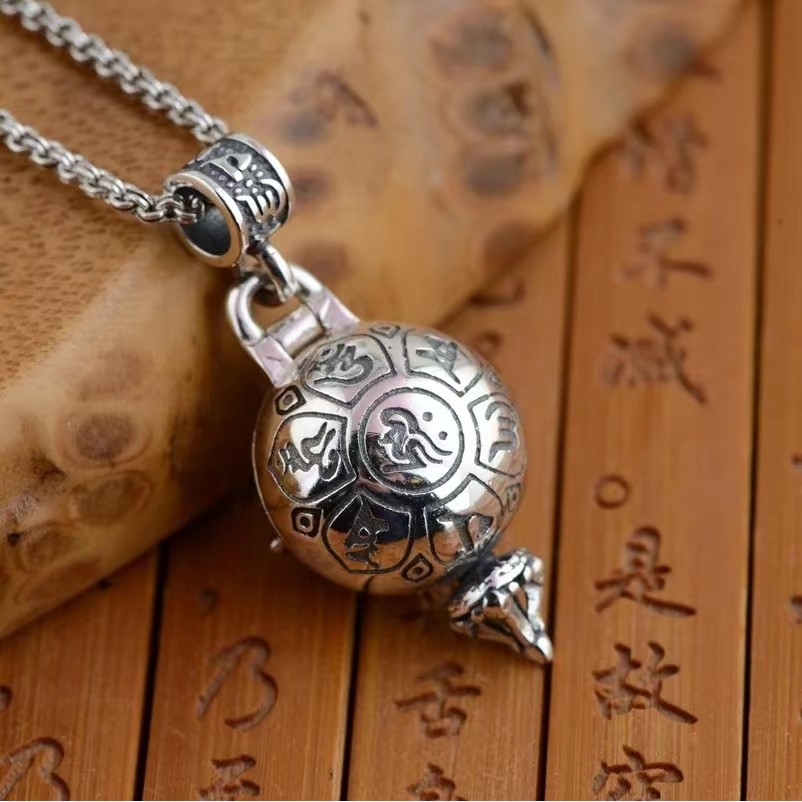 Retro Gawu Box Pendant Openable Vajra Six-Character Sutra Zircon Buddha Necklace Suitable for Men an