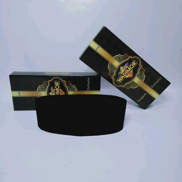 peci wadimor hitam polos - Tinggi 8, 4