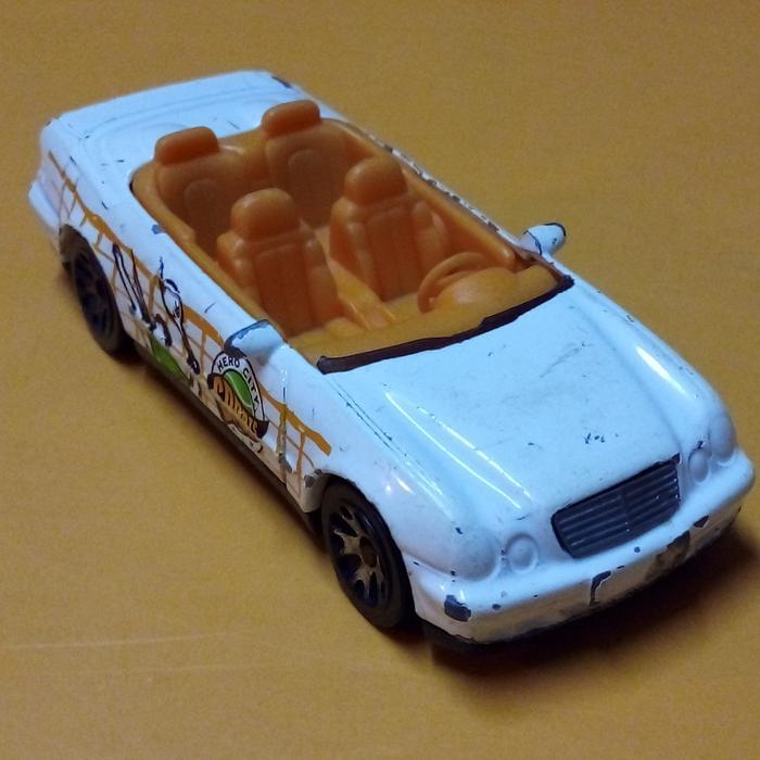 Diecast Matchbox Mercedes CLK Convertible  1:64