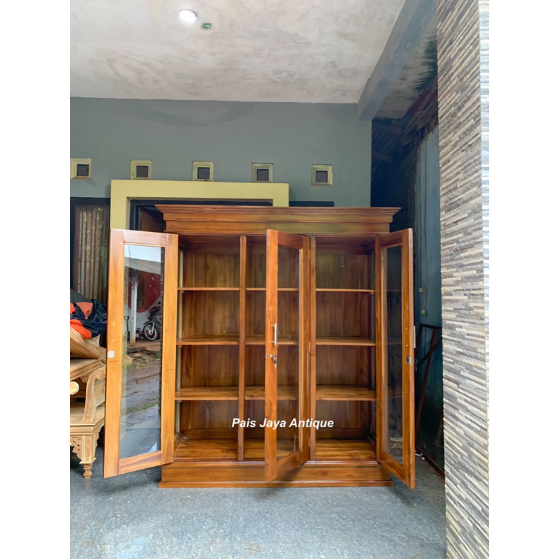 Lemari Hias Jati Minimalis/Lemari Pajangan Jati Kaca