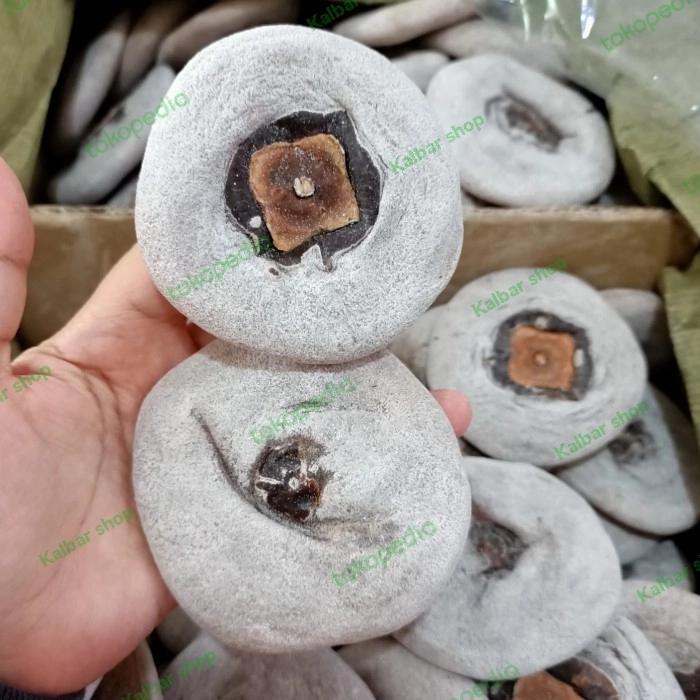 Manisan Buah Kesemek Kering (500g) Sai Pia / Dried Persimmon / Kesemak - ±500gram