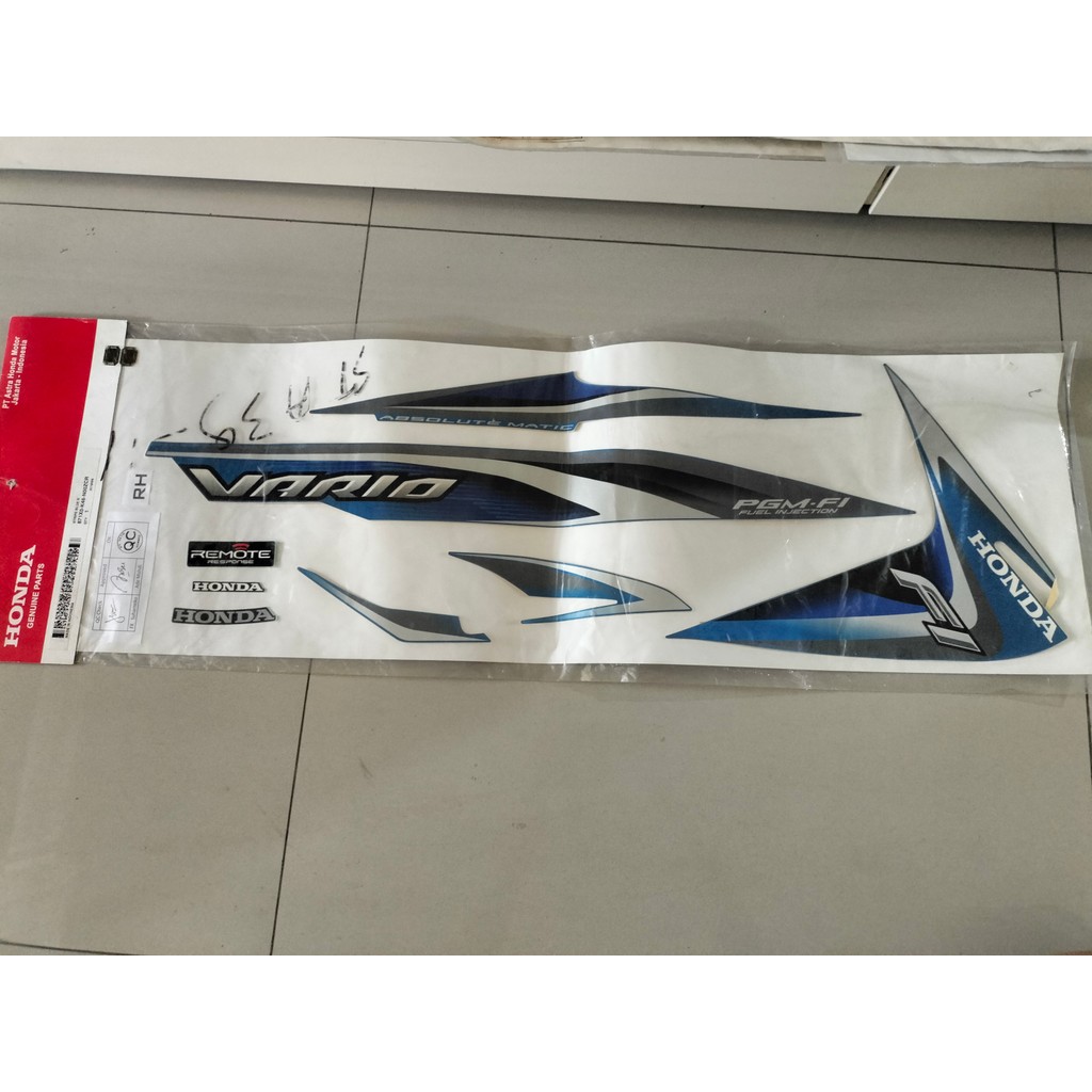 STRIPING KANAN VARIO 871-X0-K46-N60ZCR