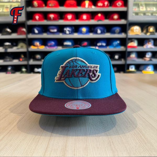 Topi Mitchell And Ness NBA Los Angeles LA Lakers 2010 NBA Finals Patch Snapback Hat Original