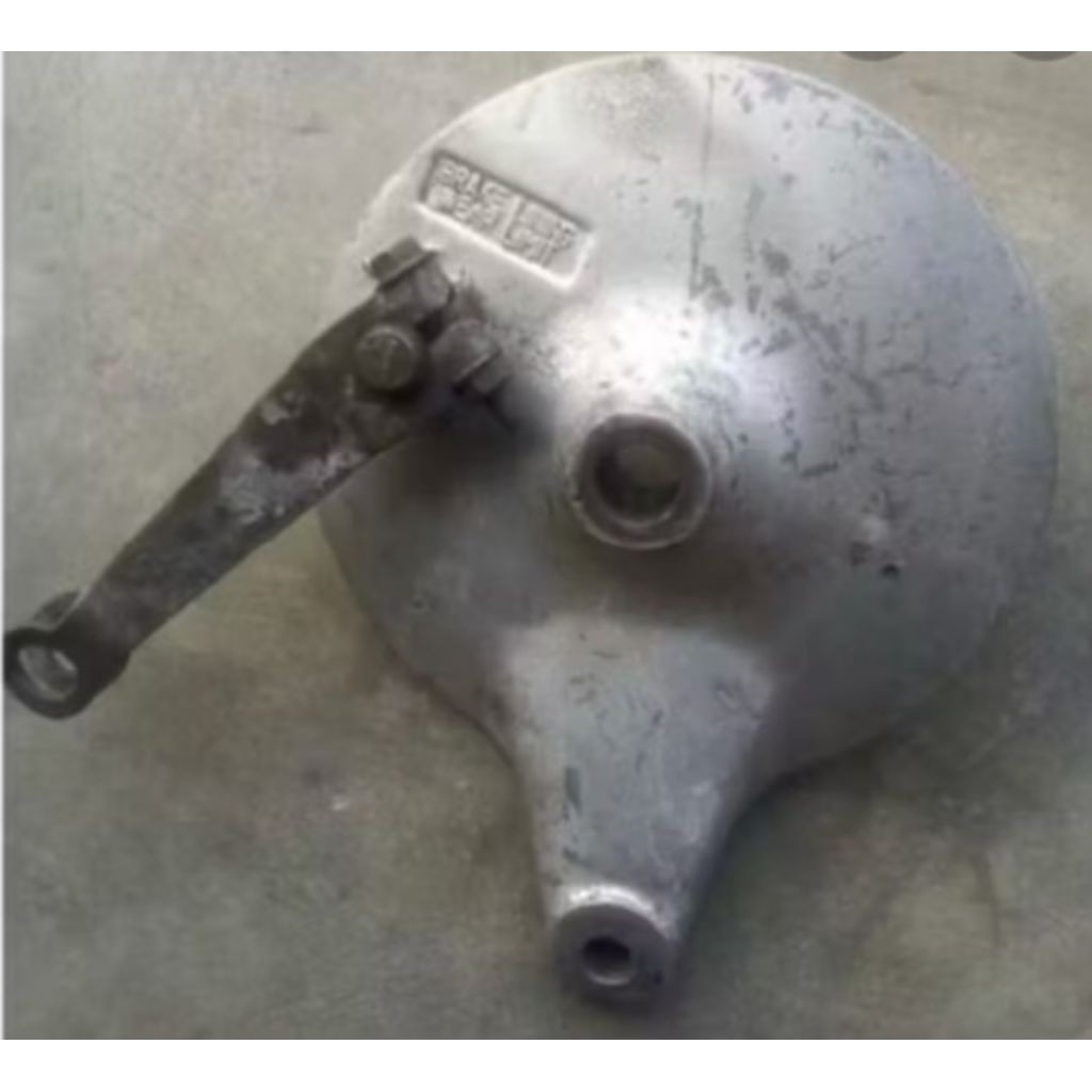 tutup tromol belakang suzuki thunder 125 old