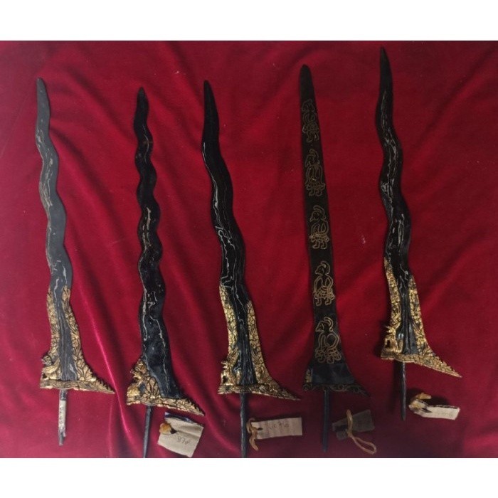 KERIS SINGO AMBORO NAGA SASRA PUNOKAWAN KINATAH KUNINGAN MHR MURAH POL paling lengkap