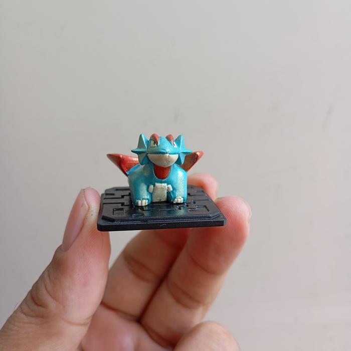 figure anime pokemon salamence 2ND