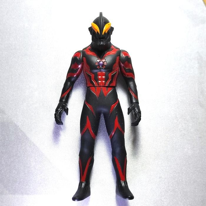 ULTRAMAN BELIAL ULTRA SPARK DOLL   14CM RARE