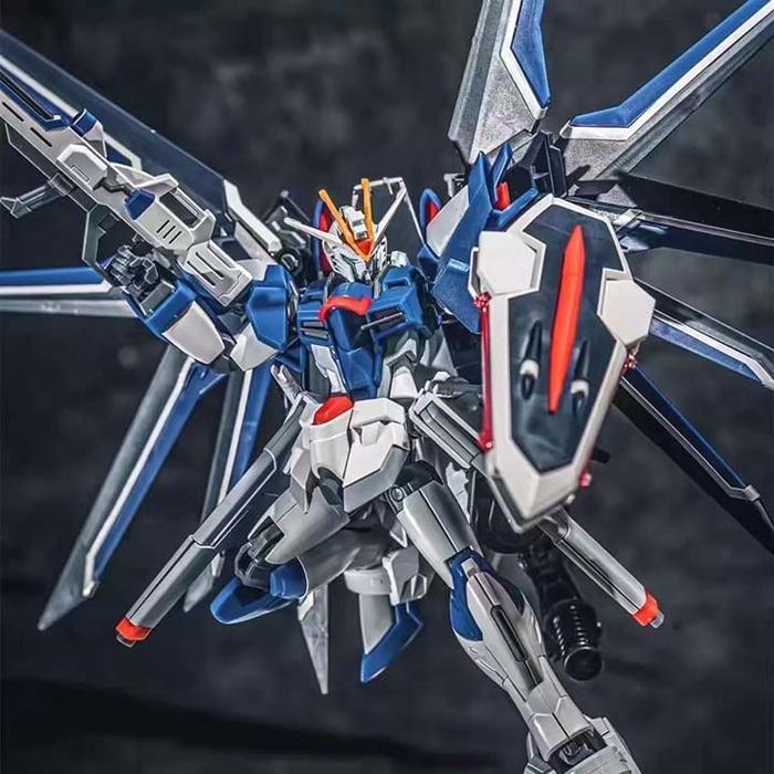 Winkel On Street  RG Wing Gundam 1/144 Zero EW RG 17 Wing Gundam Zero Rising Freedom Fighter Model K