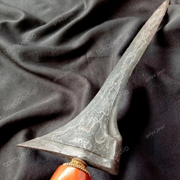 Keris Tilam sari Pamor Wahyu Tumurun Tangguh Majapahit Sepuh Kuno