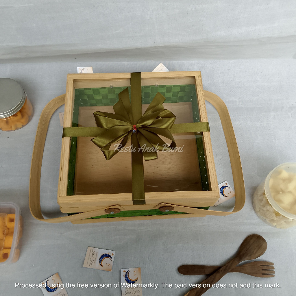 ( R25 ) (Ramadhan Series) Rantang Hijau Transparan ukuran 20cm,  25cm & Pita | rantang kotak anyaman