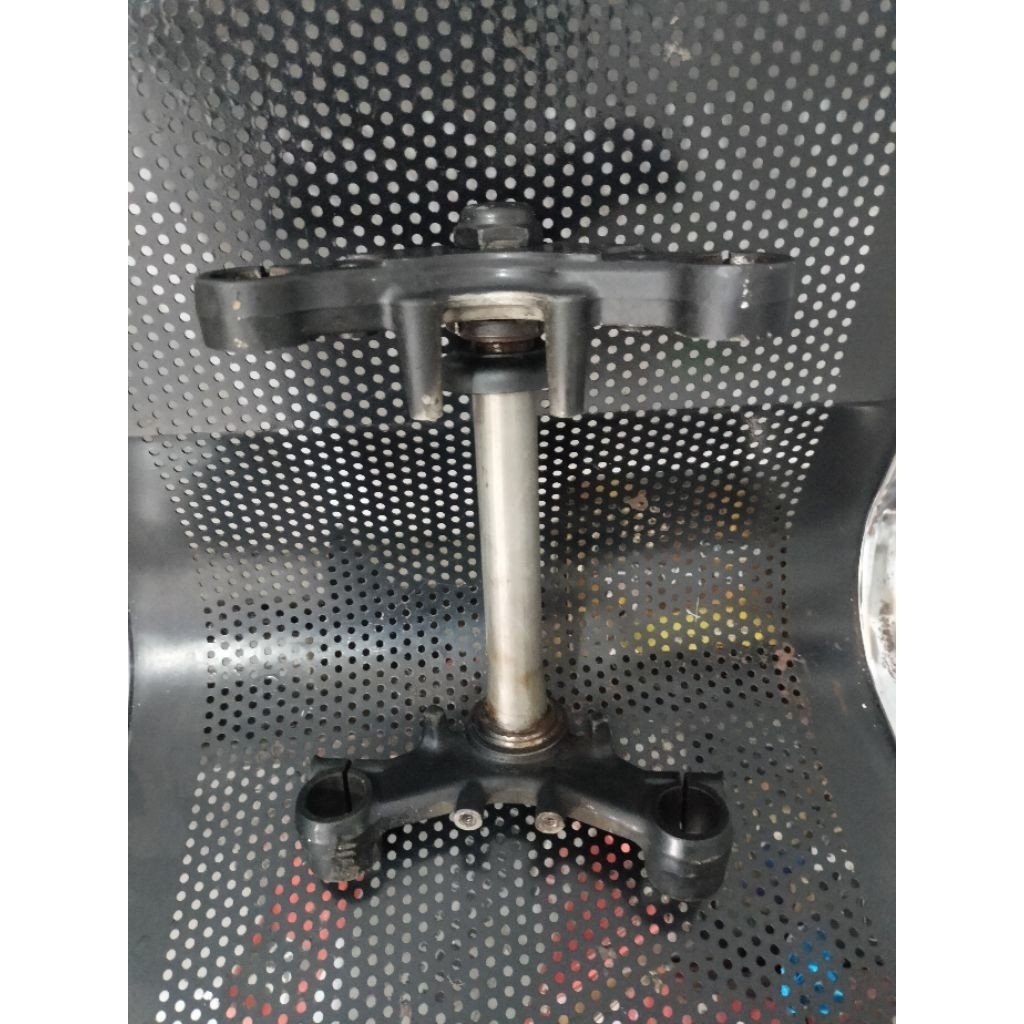 SEGITIGA SATRIA FU ATAS BAWAH