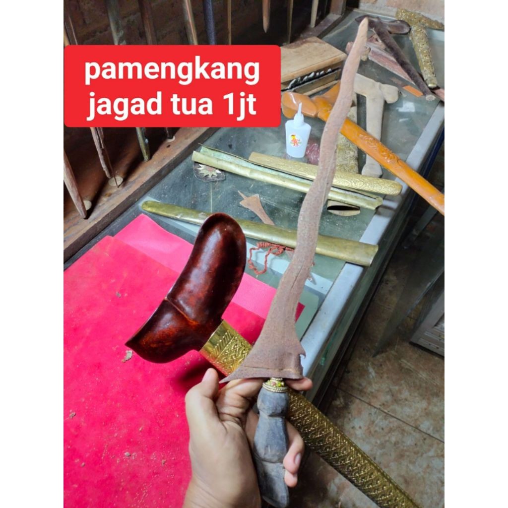 keris sempaner pamengkang jagat sepuh Majapahit  termurah dari Wesi  aji gratis warangka