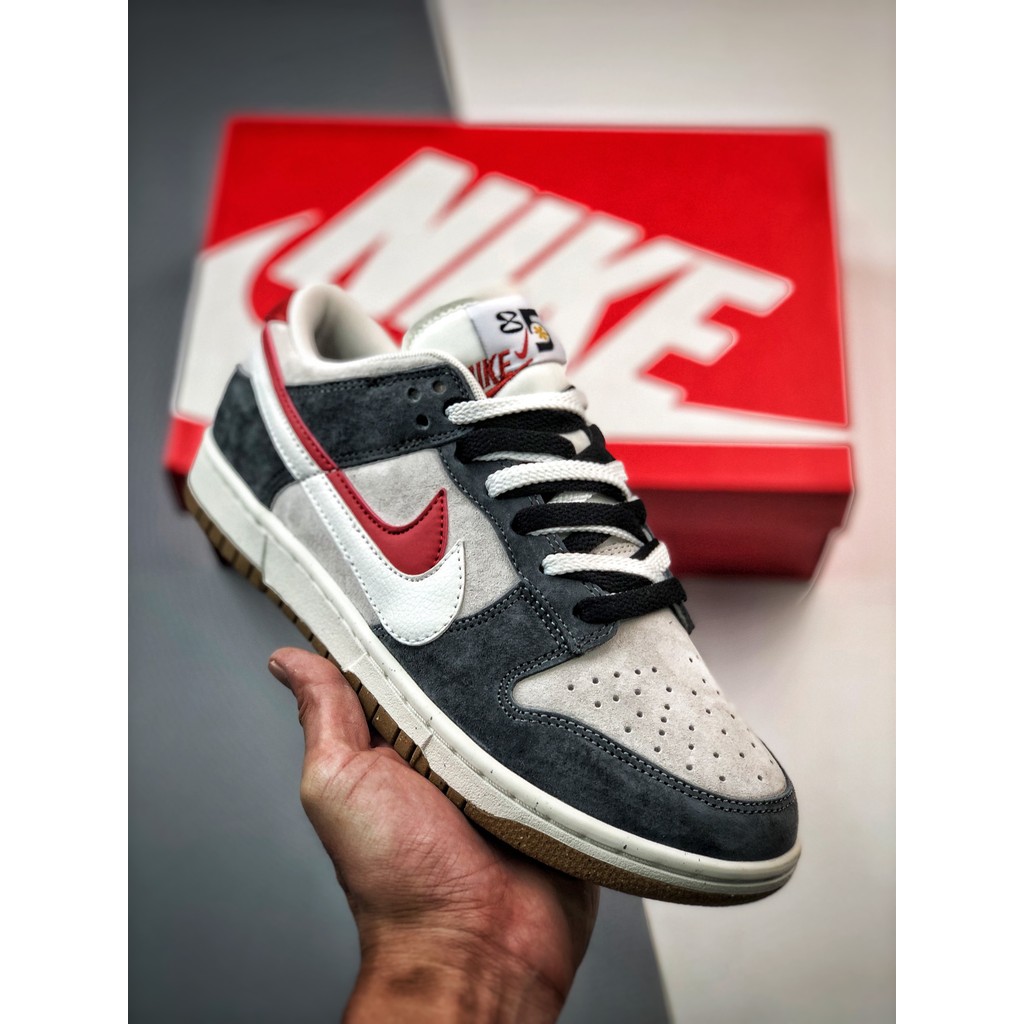 N1K3 A1R Dunk Low SE Sepatu olahraga kasual low top versi angkatan udara murni kait ganda merah puti