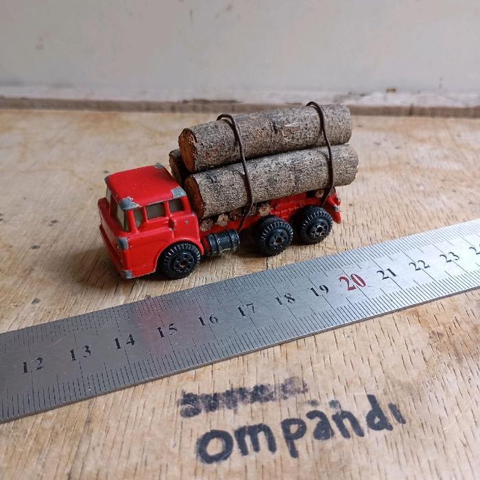 diecast yatming custom truck bawa kayu Dcast