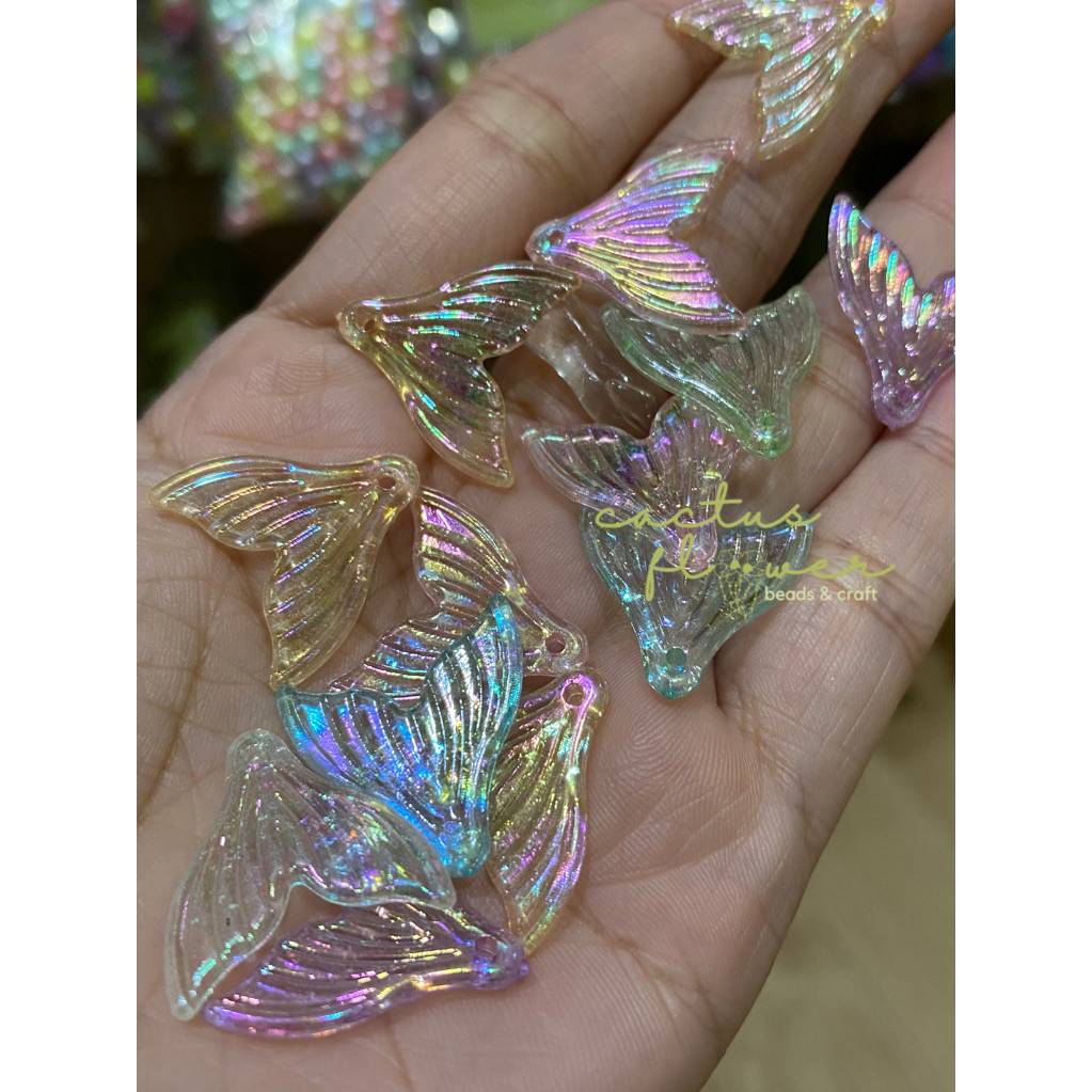 Manik MERMAID TAILS Pastel Kilap Pelangi
