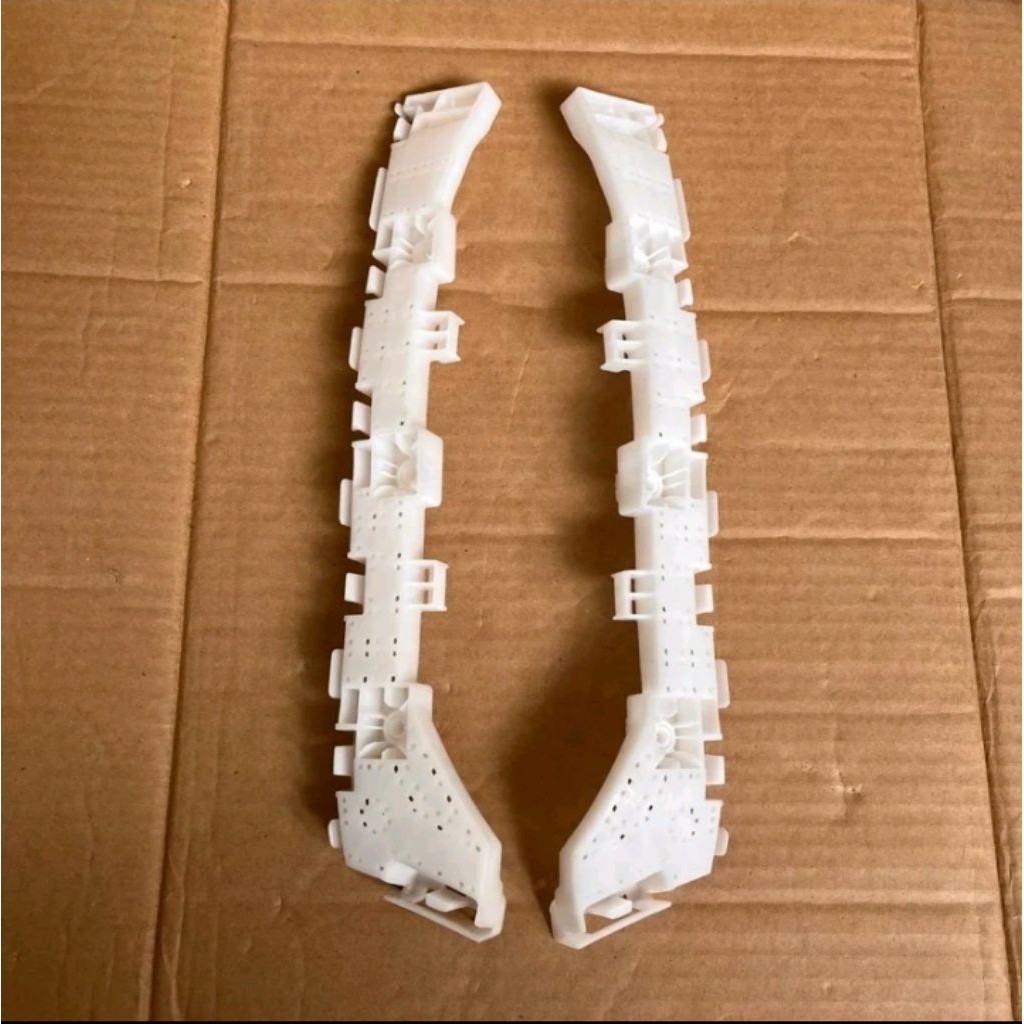 Breket bumper belakang mobil Brio Satya dudukan bumper Brio satya